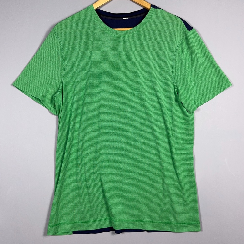 Lululemon Athletic T-Shirt Mens Size Large Striped Green‎ Gym Running Yoga